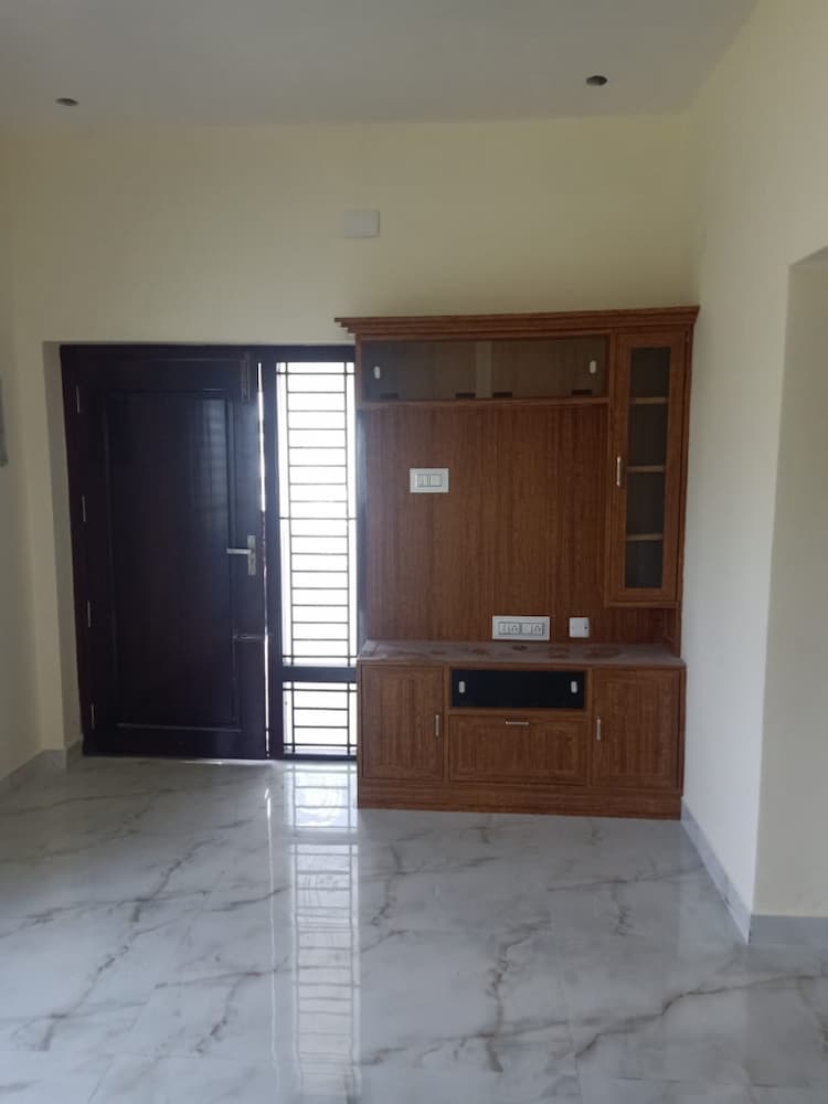 Golden Avanue 2BHK