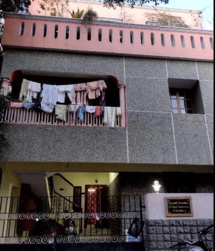 4bhk house for sale