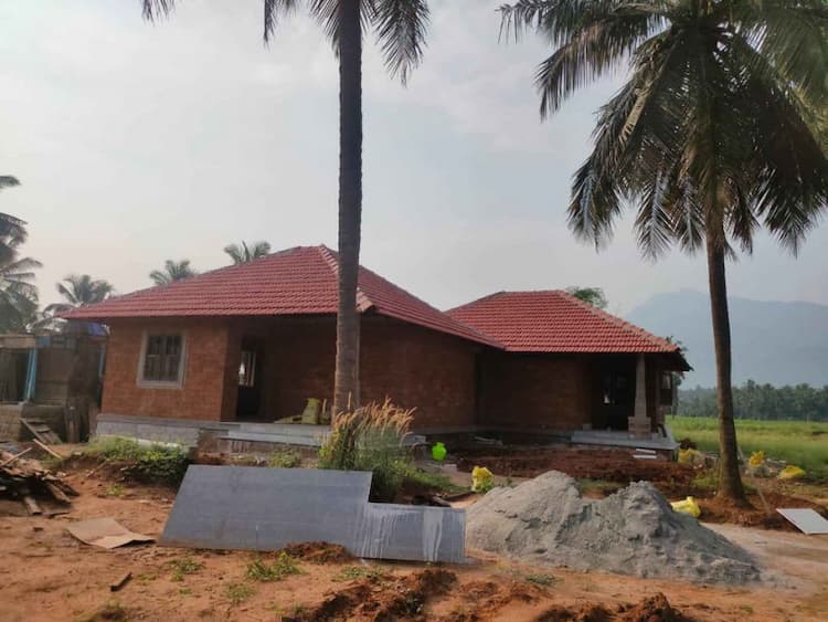 New Farm site's Farmhouses sales