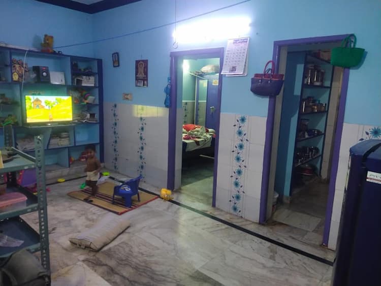 4 portions house for sale